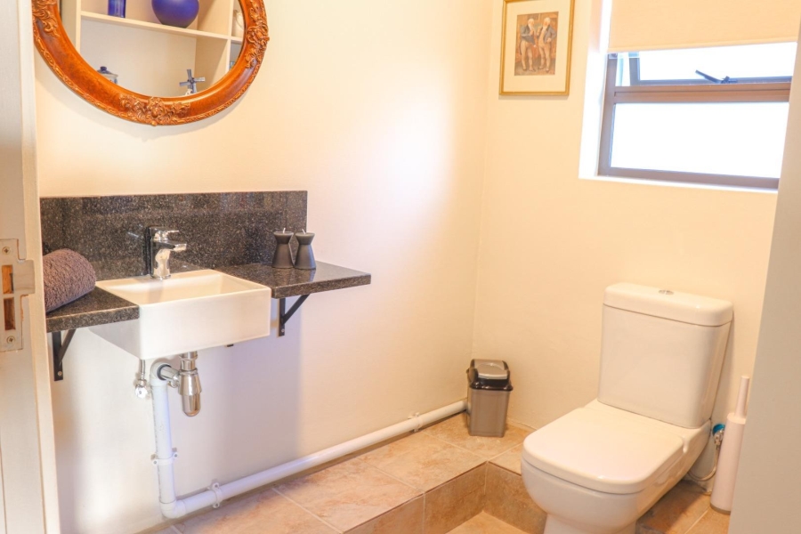 To Let 3 Bedroom Property for Rent in Onrus Western Cape